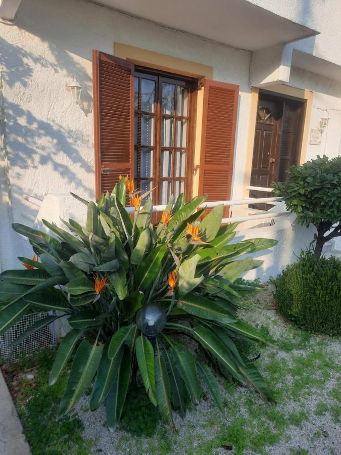 Villa Bianca เกรมาสตี ภายนอก รูปภาพ
